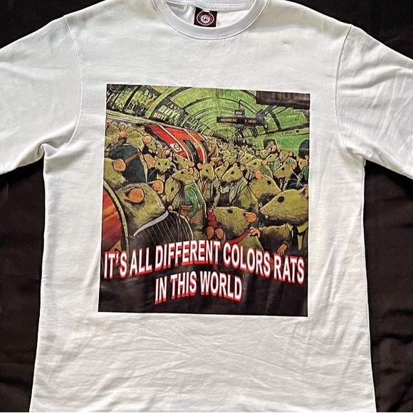 T-Shirt - Picture 2 of 2